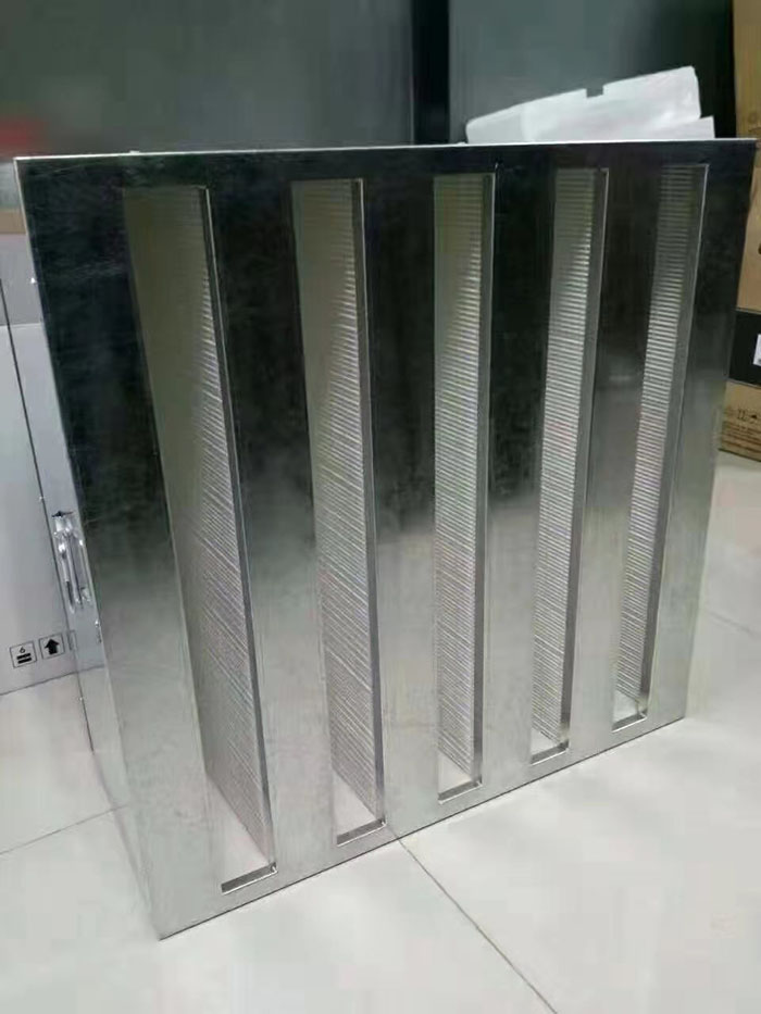 V型高效空氣過(guò)濾器又稱(chēng)W型高效過(guò)濾器，箱式高效過(guò)濾器，W型V型組合式高效過(guò)濾器